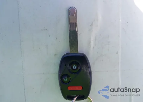 2015 Honda Odyssey Lx z USA, uszkodzony, nr VIN 5FNRL5H22FB131670